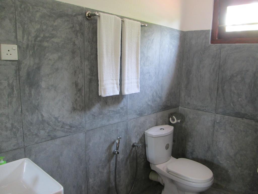 Bay Reach Home Stay Weligama Ngoại thất bức ảnh