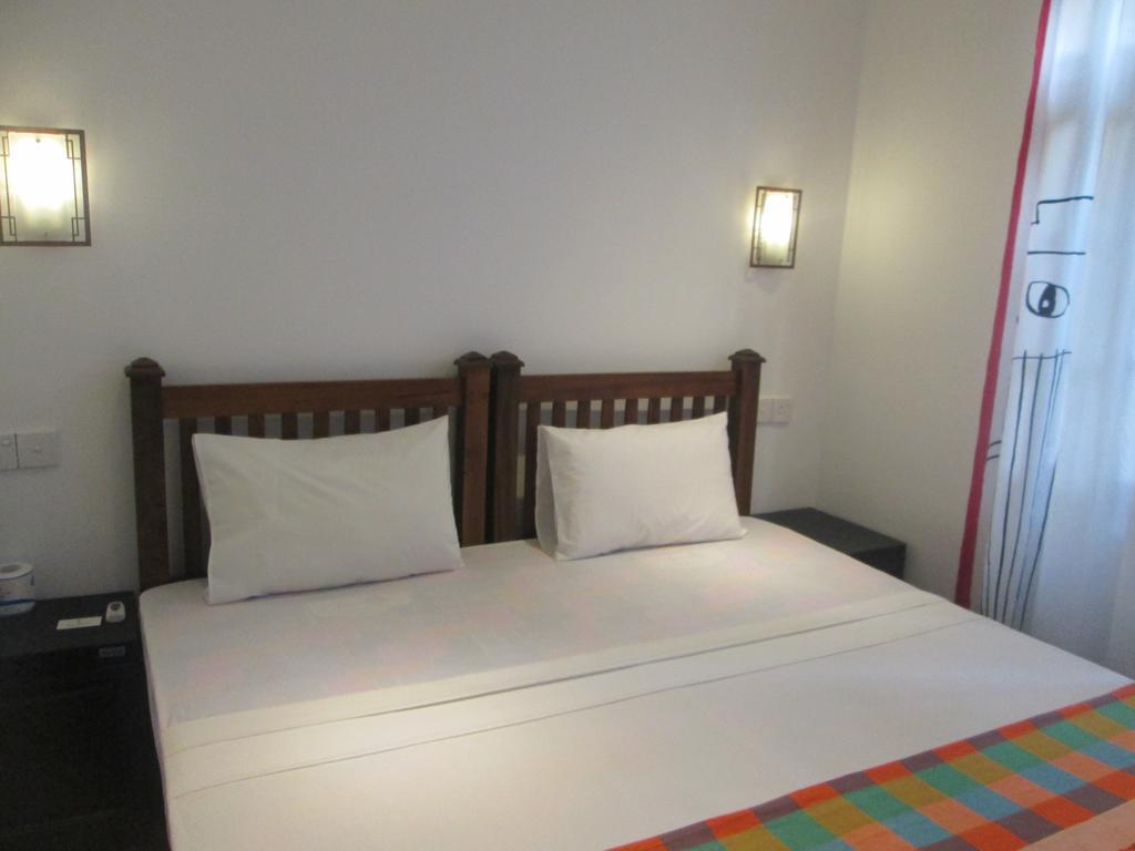 Bay Reach Home Stay Weligama Ngoại thất bức ảnh