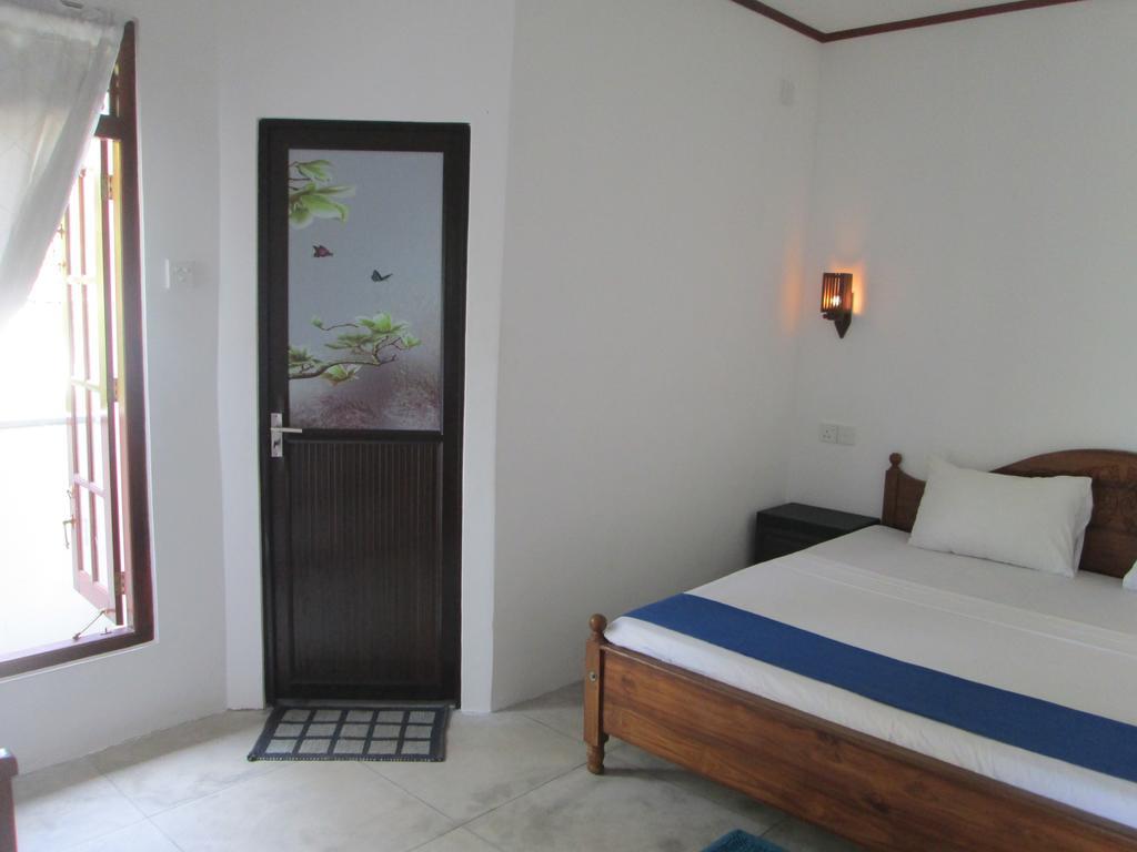 Bay Reach Home Stay Weligama Ngoại thất bức ảnh